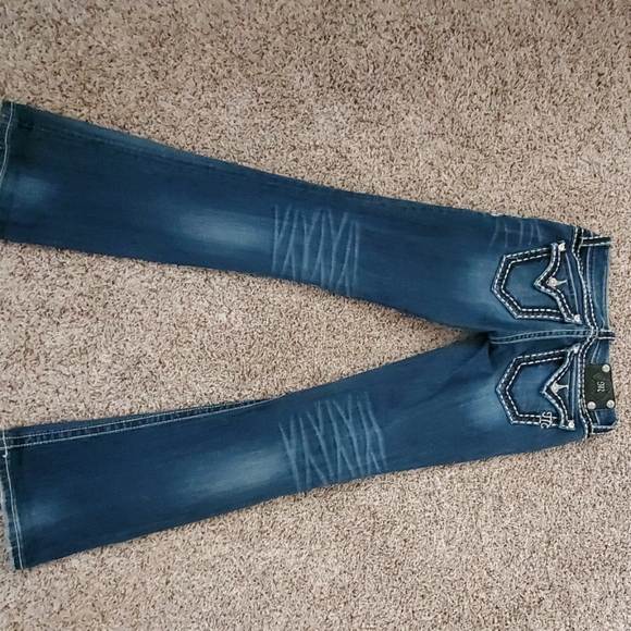 Jeans - Picture 3 of 4